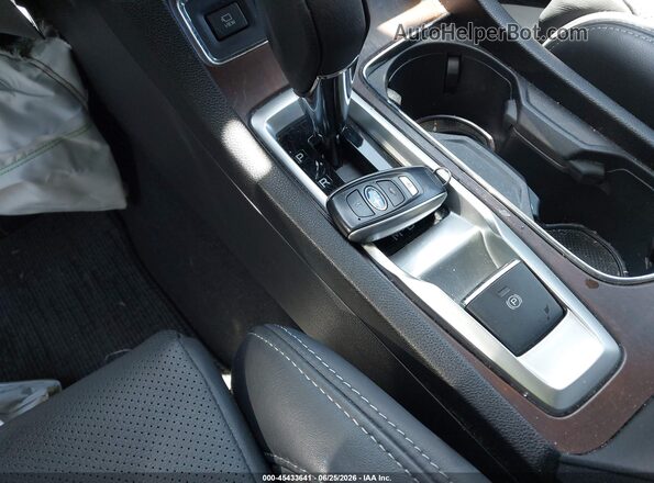 4S4WMAWD1R3417603 2024 SUBARU ASCENT Серебряный Вид панели приборов