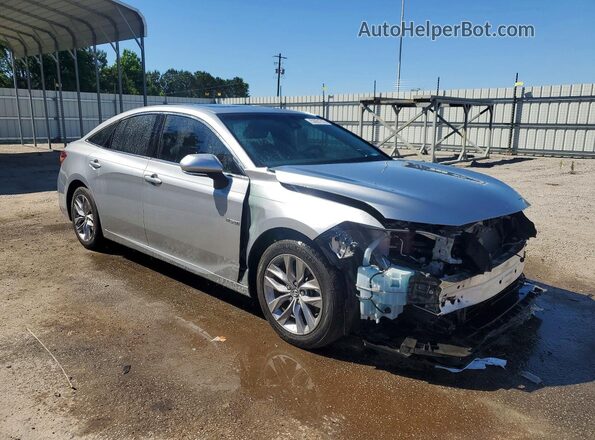 4T1A21FB2LU013435 2020 TOYOTA AVALON Gray Front right