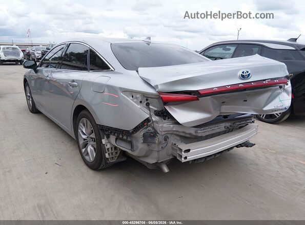 4T1AA1AB5MU004319 2021 TOYOTA AVALON Silver Trasero izquierdo