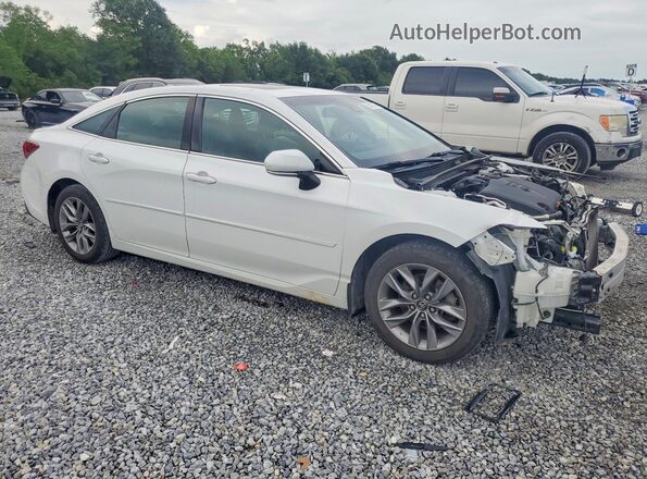 4T1AZ1FB7LU043042 2020 TOYOTA AVALON White Front right