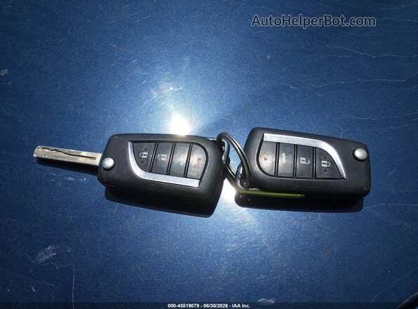 4T1B11HK0KU216777 2019 TOYOTA CAMRY Silver Widok deski rozdzielczej