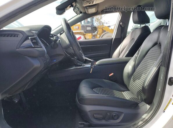 4T1B11HK2KU832142 2019 TOYOTA CAMRY Белый 