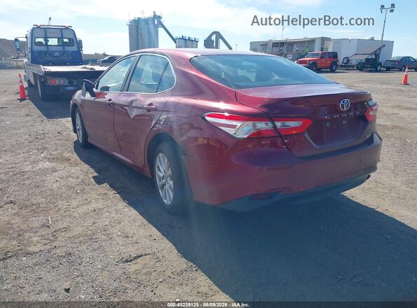 4T1B11HK3JU633888 2018 TOYOTA CAMRY Красный 