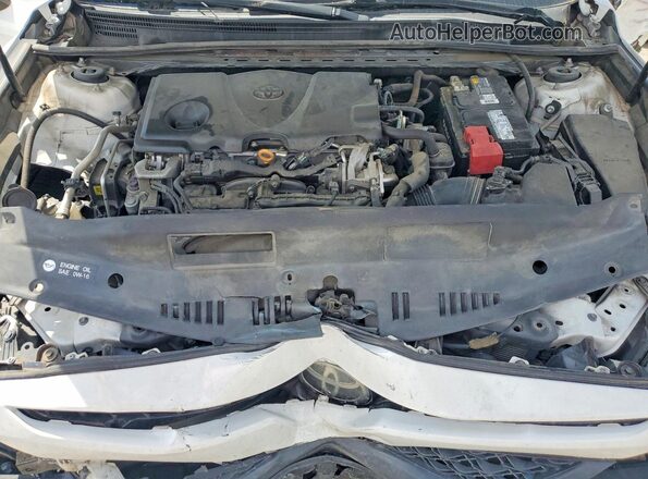 4T1B11HK4JU076568 2018 TOYOTA CAMRY Белый Вид задней части салона