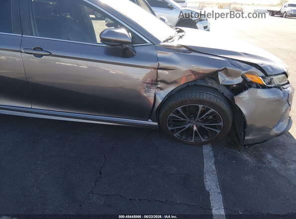 4T1B11HK5JU501084 2018 TOYOTA CAMRY Gray Vista frontal