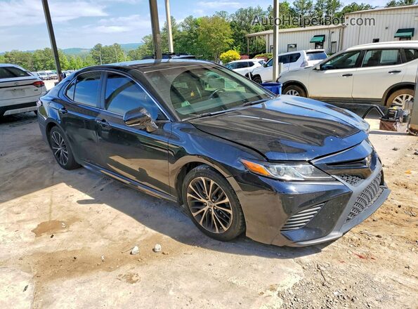 4T1B11HK5JU586332 2018 TOYOTA CAMRY Black Przód prawy