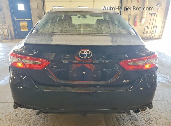 4T1B11HK5JU636713 2018 TOYOTA CAMRY Black Հետևի տեսք
