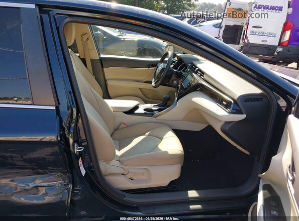 4T1B11HK5KU702338 2019 TOYOTA CAMRY Синий Вид салона спереди