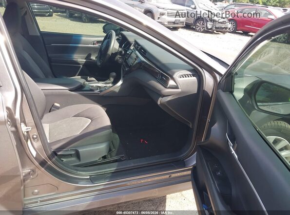 4T1B11HK7KU193921 2019 TOYOTA CAMRY Gray Вид салону спереду