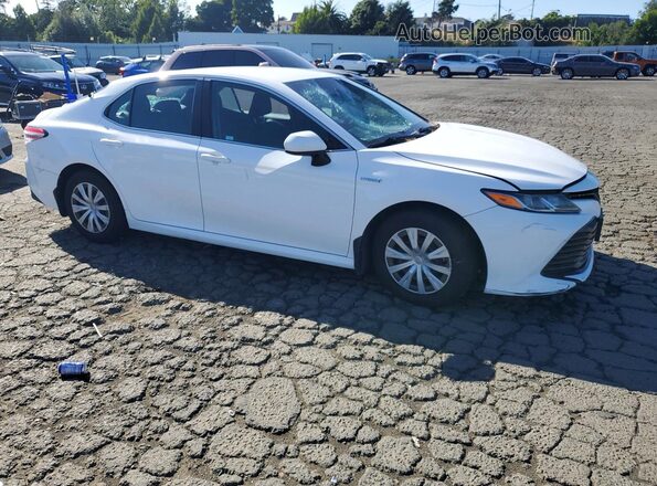 4T1B31HK5JU508403 2018 TOYOTA CAMRY White 