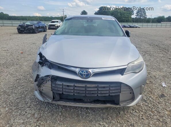4T1BD1EB2JU060977 2018 TOYOTA AVALON Silver Vista frontal
