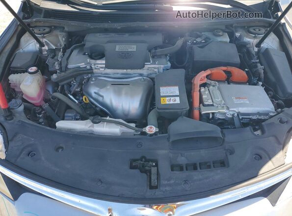 4T1BD1EB2JU063846 2018 TOYOTA AVALON Silver 