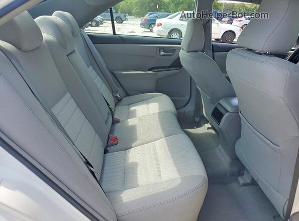 4T1BD1FK2HU214645 2017 TOYOTA CAMRY White Вид задніх сидінь