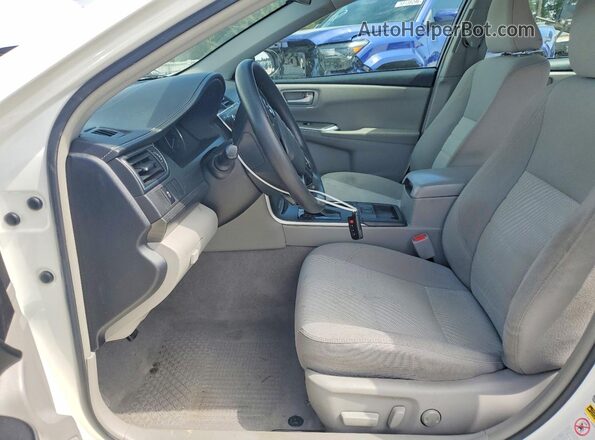 4T1BD1FK2HU214645 2017 TOYOTA CAMRY White Вид салону спереду