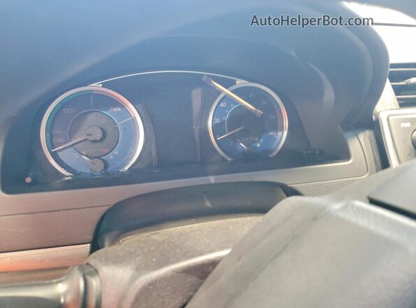 4T1BD1FK5GU192574 2016 TOYOTA CAMRY White Instrument cluster view