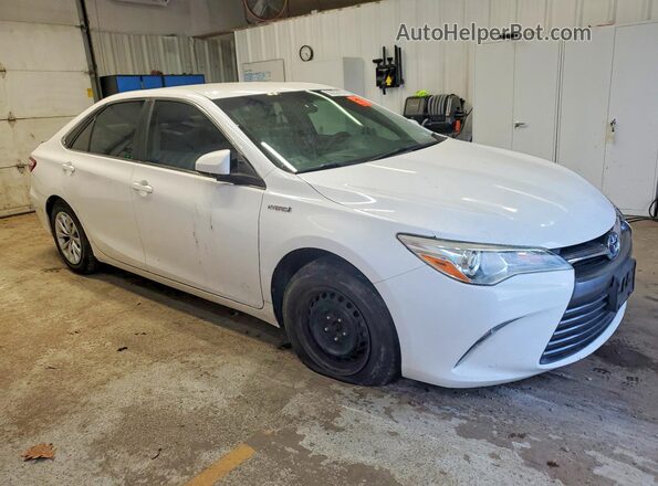 4T1BD1FK5GU192574 2016 TOYOTA CAMRY White Front right