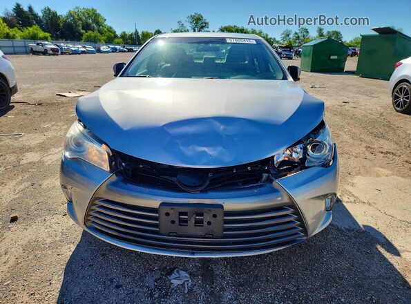 4T1BD1FK7GU199302 2016 TOYOTA CAMRY Серебряный Вид спереди