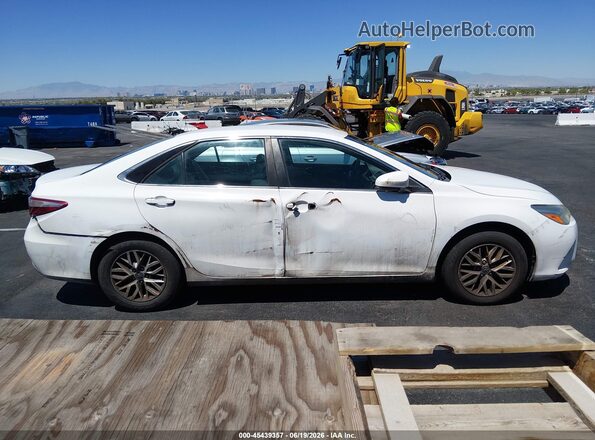 4T1BF1FK0GU228374 2016 TOYOTA CAMRY White 