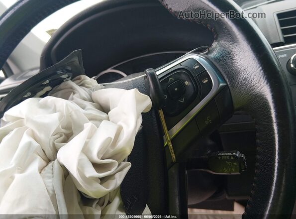 4T1BF1FK0HU704589 2017 TOYOTA CAMRY Черный Вид панели приборов