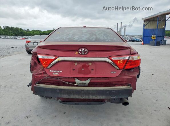 4T1BF1FK1GU538159 2016 TOYOTA CAMRY Red Вид ззаду