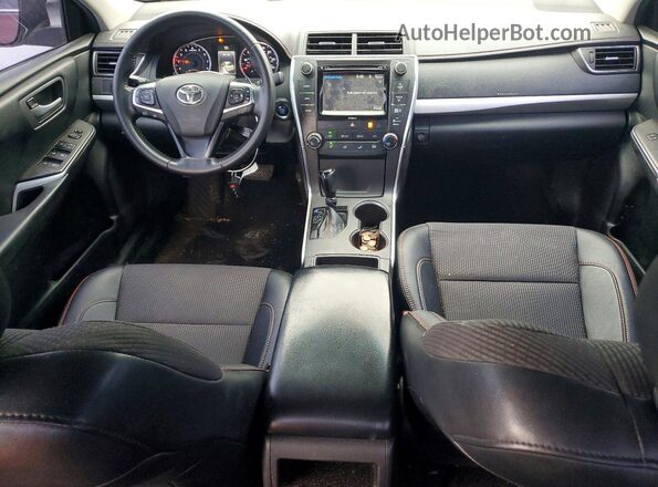 4T1BF1FK1GU538159 2016 TOYOTA CAMRY Red Вид панелі приладів