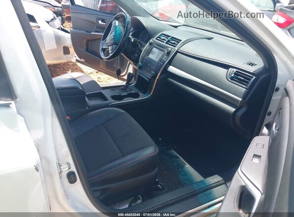 4T1BF1FK1GU549601 2016 TOYOTA CAMRY White Vista interior delantera