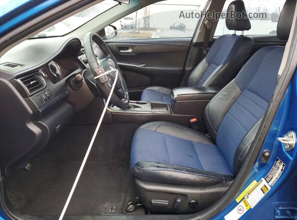 4T1BF1FK1GU560050 2016 TOYOTA CAMRY Blue Widok wnętrza z przodu