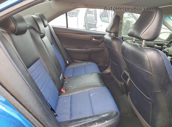 4T1BF1FK1GU560050 2016 TOYOTA CAMRY Blue Widok tylnych siedzeń