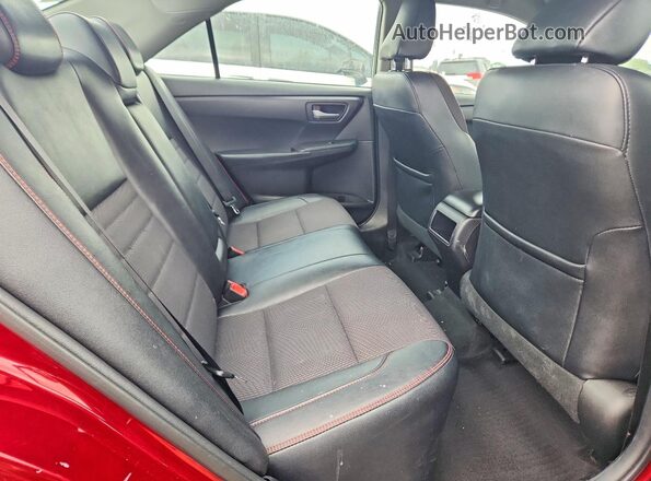 4T1BF1FK1GU566043 2016 TOYOTA CAMRY Red Вид задніх сидінь