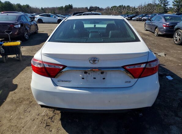 4T1BF1FK2GU137459 2016 TOYOTA CAMRY White უკანა ხედი