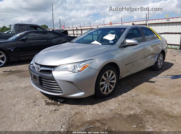 4T1BF1FK2GU552278 2016 TOYOTA CAMRY Silver Առջևի ձախ երեք քառորդ տեսարան