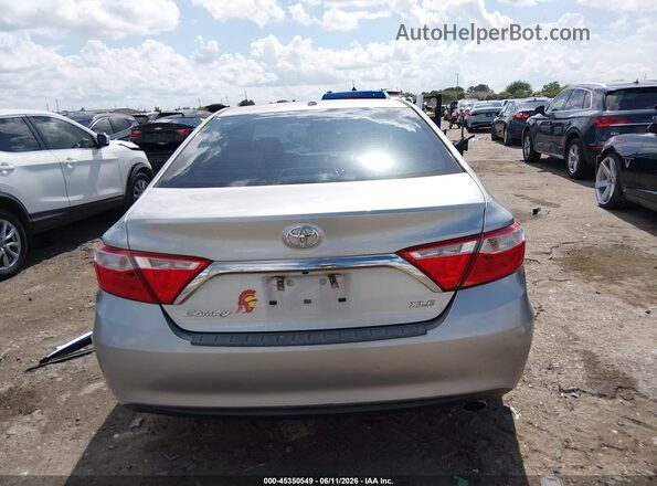 4T1BF1FK2GU552278 2016 TOYOTA CAMRY Silver 