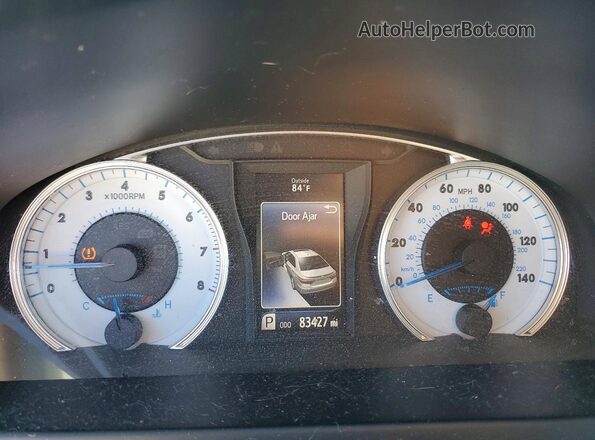 4T1BF1FK2GU554399 2016 TOYOTA CAMRY White Widok zestawu wskaźników