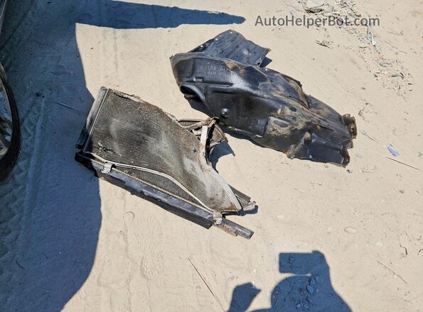 4T1BF1FK2GU591663 2016 TOYOTA CAMRY Серебряный Вид подкапотного пространства
