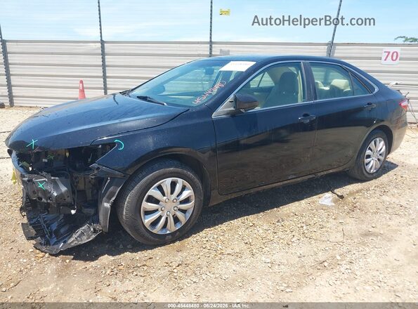 4T1BF1FK2HU297794 2017 TOYOTA CAMRY Black Front left