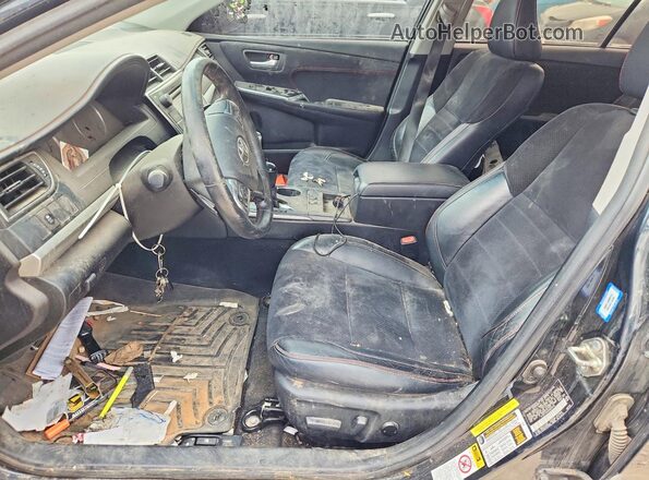 4T1BF1FK2HU633170 2017 TOYOTA CAMRY Black Front interior view