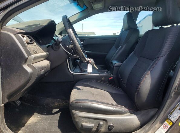 4T1BF1FK2HU687827 2017 TOYOTA CAMRY Gray Vista interior delantera