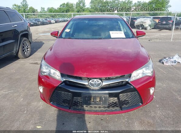 4T1BF1FK2HU741210 2017 TOYOTA CAMRY Red Vista del cuadro de instrumentos
