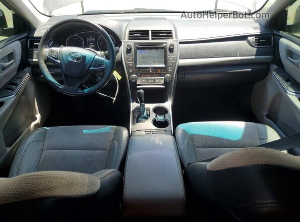 4T1BF1FK2HU797499 2017 TOYOTA CAMRY Серый Вид панели приборов