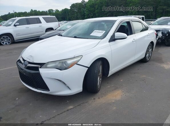 4T1BF1FK3GU133730 2016 TOYOTA CAMRY White Front left
