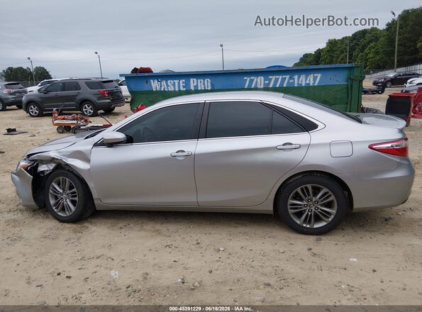 4T1BF1FK3GU176724 2016 TOYOTA CAMRY Silver Vista interior de 360 grados
