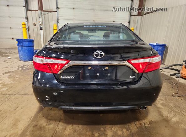 4T1BF1FK3GU212539 2016 TOYOTA CAMRY Black Հետևի տեսք