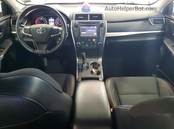 4T1BF1FK3GU216073 2016 TOYOTA CAMRY Gray Dashboard view