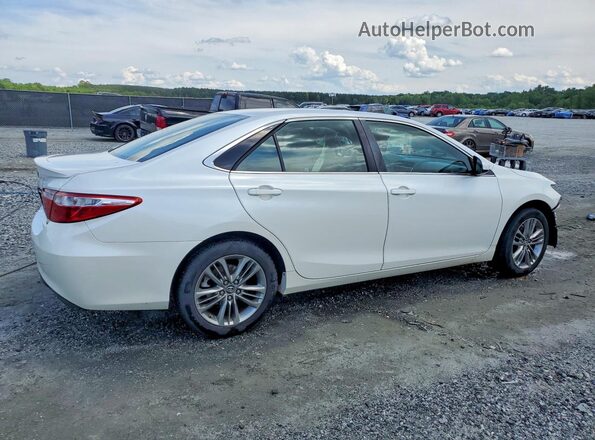 4T1BF1FK3GU230863 2016 TOYOTA CAMRY White Rear right