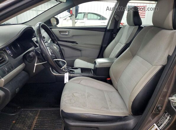 4T1BF1FK3GU547686 2016 TOYOTA CAMRY Gray წინა სალონის ხედი