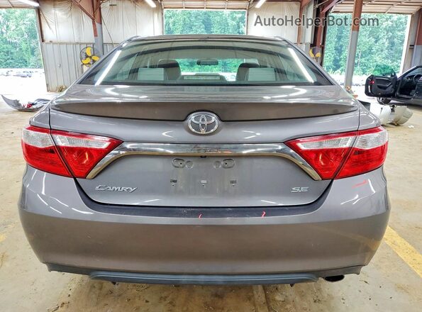 4T1BF1FK3GU547686 2016 TOYOTA CAMRY Gray უკანა ხედი