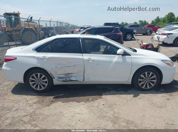 4T1BF1FK3GU596192 2016 TOYOTA CAMRY Белый Вид спереди