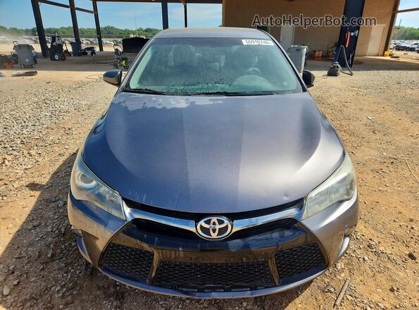 4T1BF1FK3HU277876 2017 TOYOTA CAMRY Gray წინა ხედი