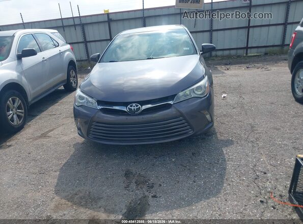 4T1BF1FK4GU552492 2016 TOYOTA CAMRY Gray Widok zestawu wskaźników