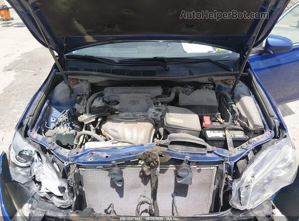 4T1BF1FK4GU569812 2016 TOYOTA CAMRY Blue Rear view